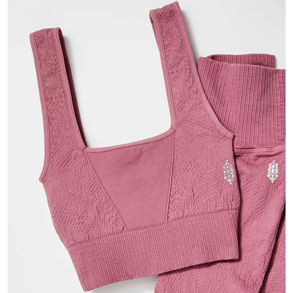 Free People Other - Free People Good Karma Tile Textured Sports Bra In Woodrose. NWOT! Sz XS/S